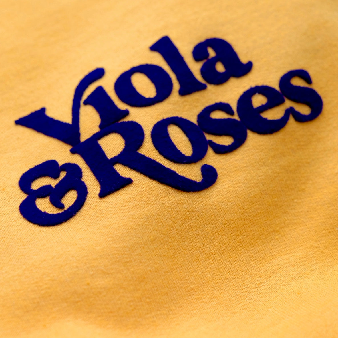 70'S VR LOGO CREW NECK SWEATSHIRT GOLD